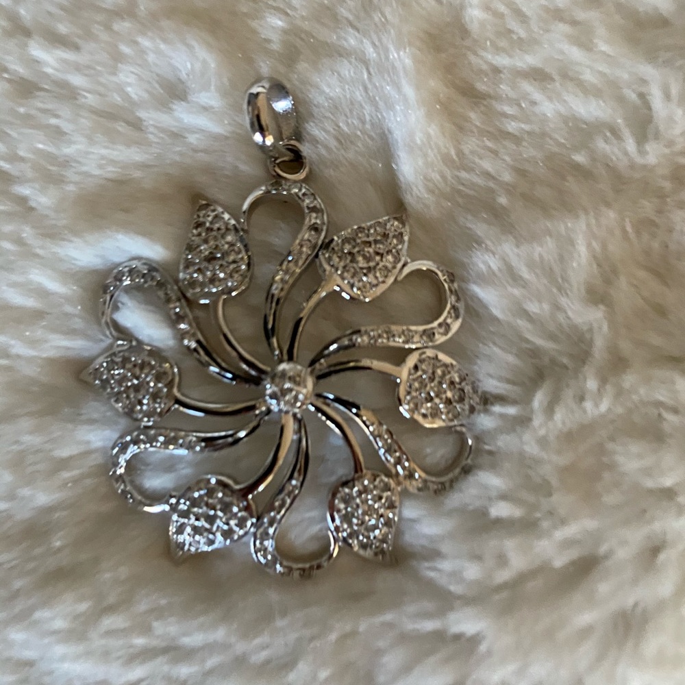 Pendant!! - Picture 8 of 10